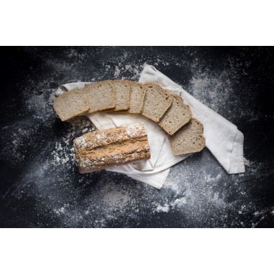 Organic white wheat bread with SEEDS -SLICED-